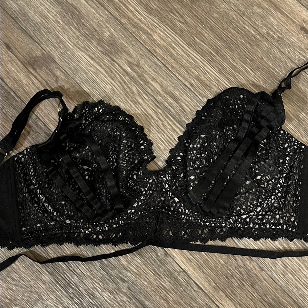 Elegant Black Lace Bra